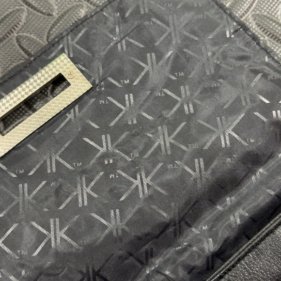 Kardashian Kollection Women's Black Snake Print Zipper Pockets Crossbody Purse - Picture 7 of 16